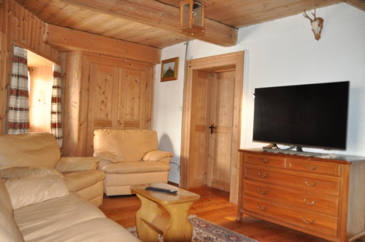 Chasa Genuina Apartment Ftan Exterior photo
